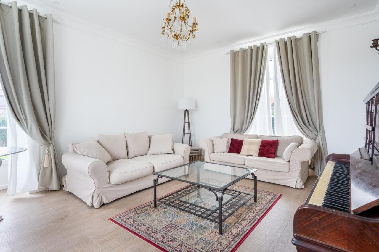 Domaine Les Jardins Darsene Bed & Breakfast Tinténiac Eksteriør bilde